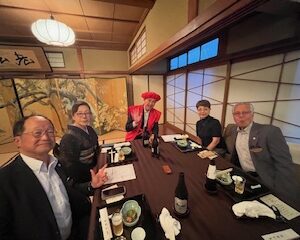 第1131回福岡北LC例会報告 「賀寿のお祝い」