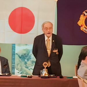 第1131回福岡北LC例会報告 「賀寿のお祝い」